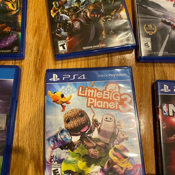 PS4 Games - Picture 4 of 5